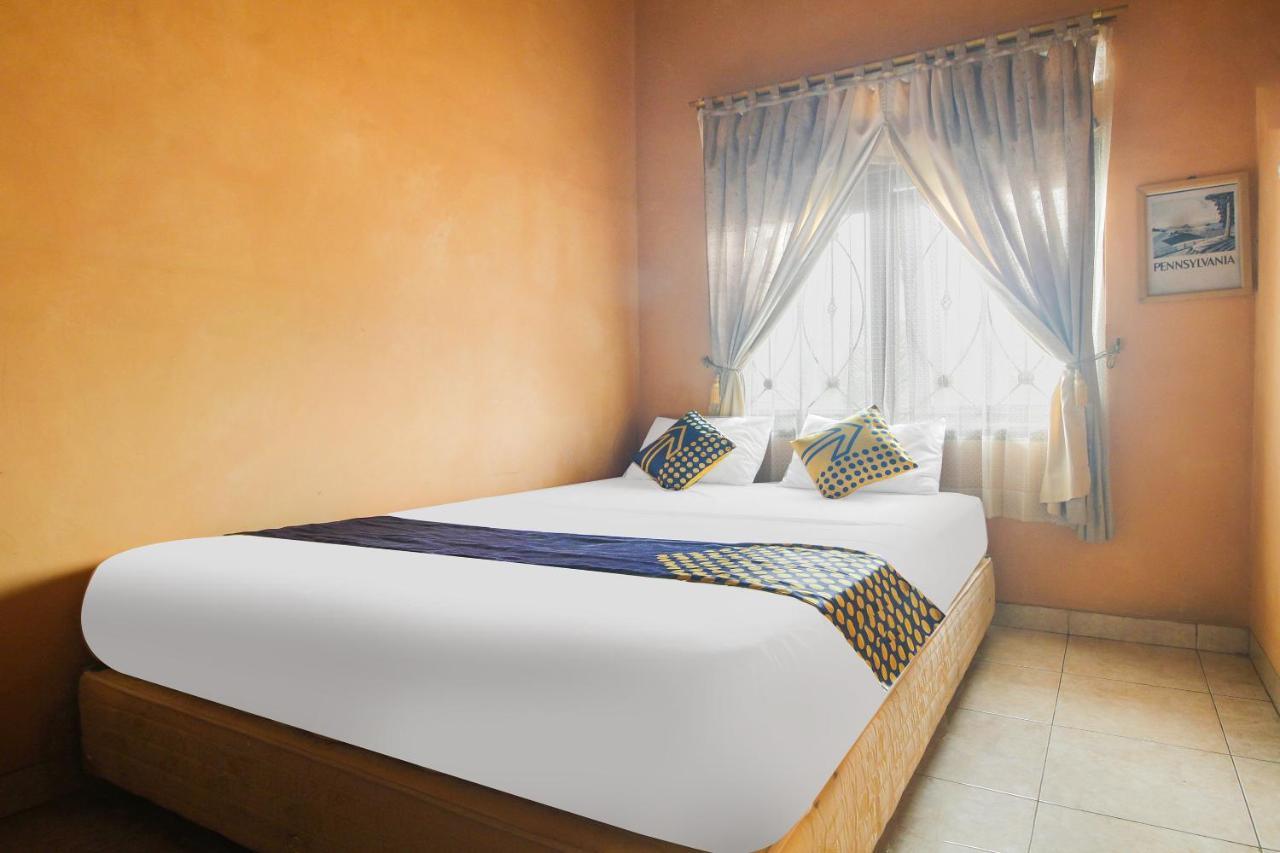 Spot On 91620 Skypiea Guest House Tasikmalaya Ngoại thất bức ảnh