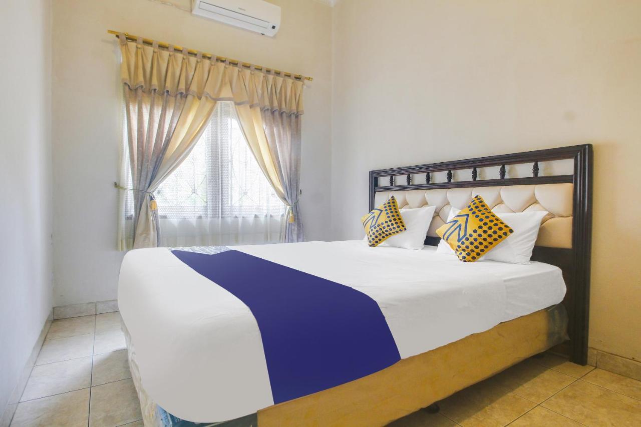 Spot On 91620 Skypiea Guest House Tasikmalaya Ngoại thất bức ảnh