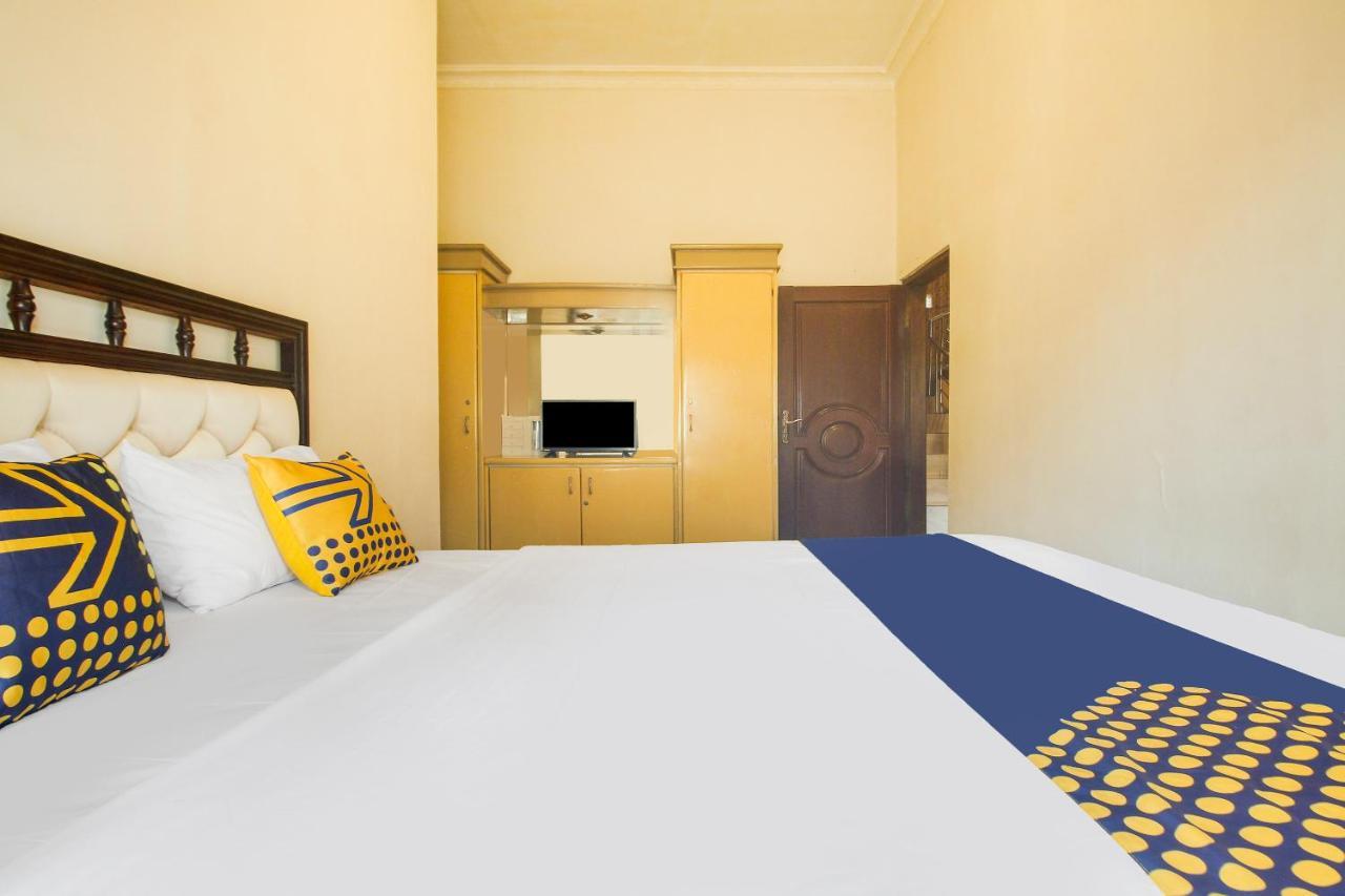 Spot On 91620 Skypiea Guest House Tasikmalaya Ngoại thất bức ảnh
